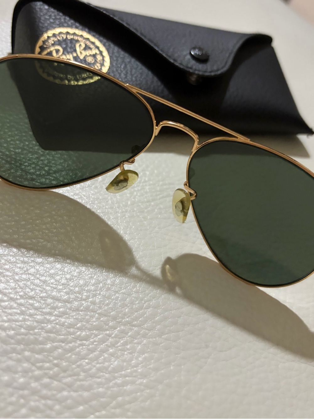 Ray-Ban Aviator sunglasses, authentic, unisex.